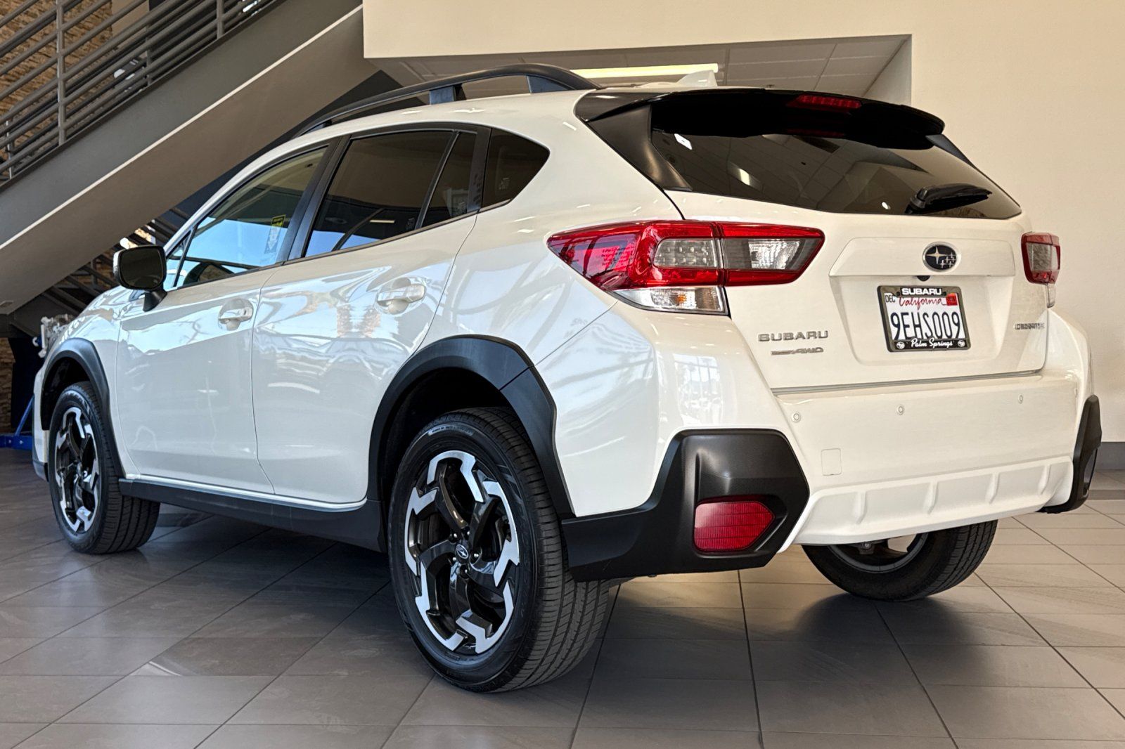 View vehicle photo 3