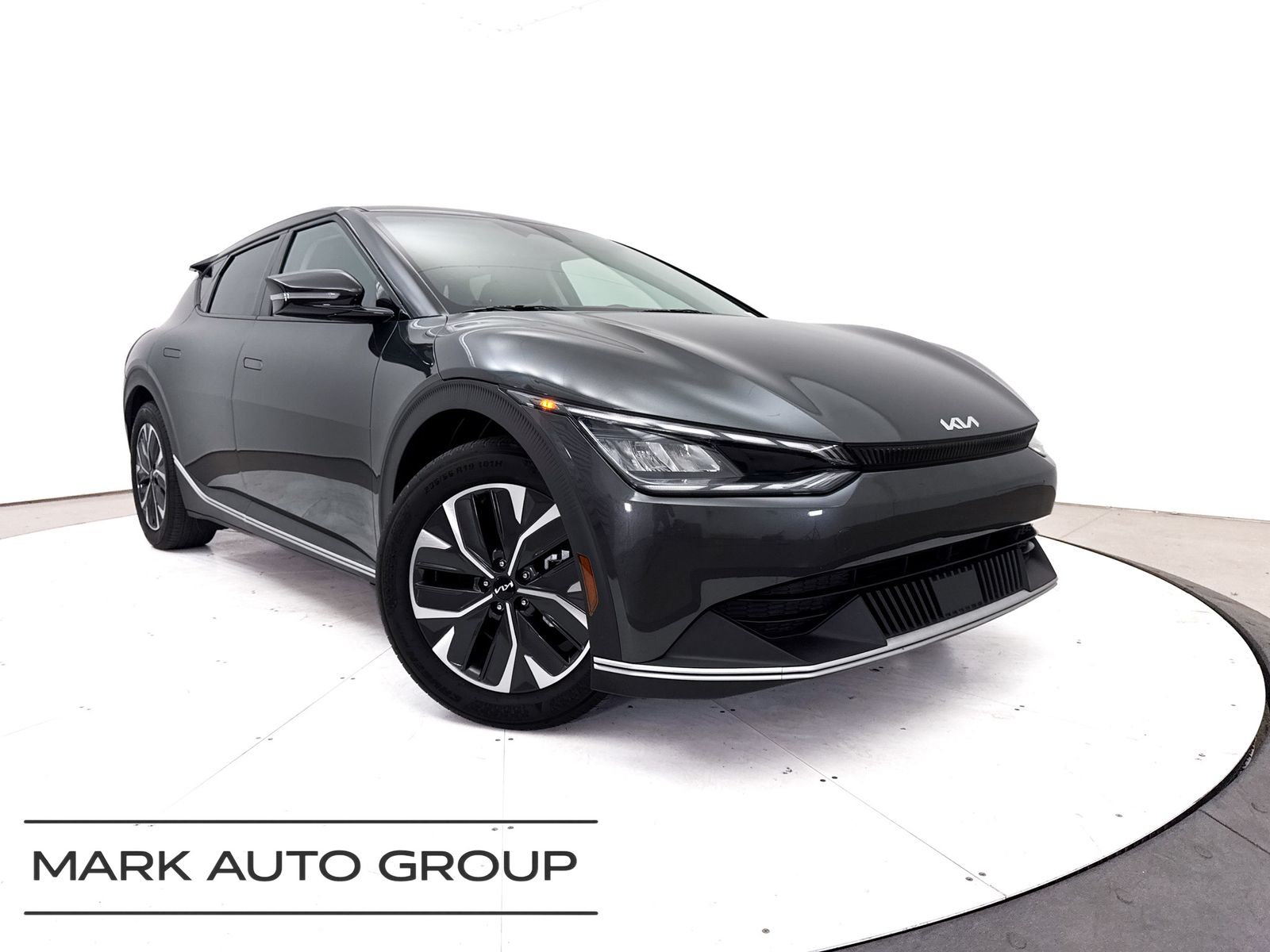 2024 Kia EV6 Light
