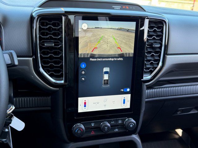 New 2025 Oxford White Ford XLT image 21
