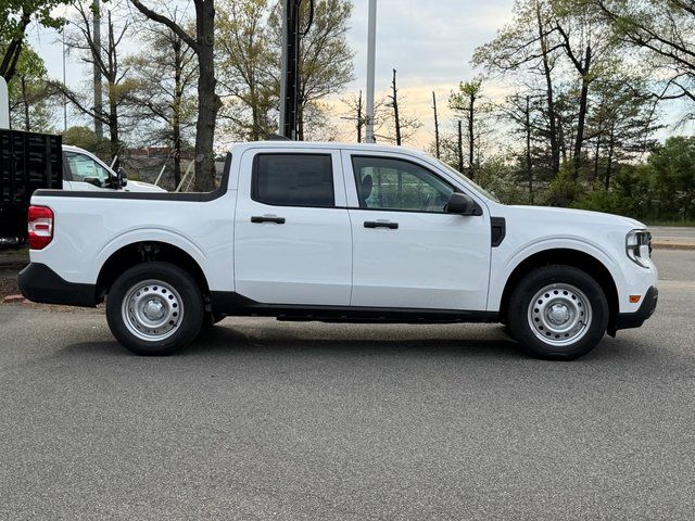 New 2026 Oxford White Ford XL image 2