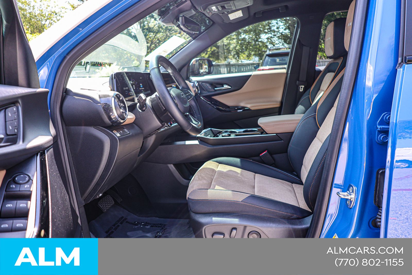 Used 2025 Blue Chevrolet ACTIV image 17