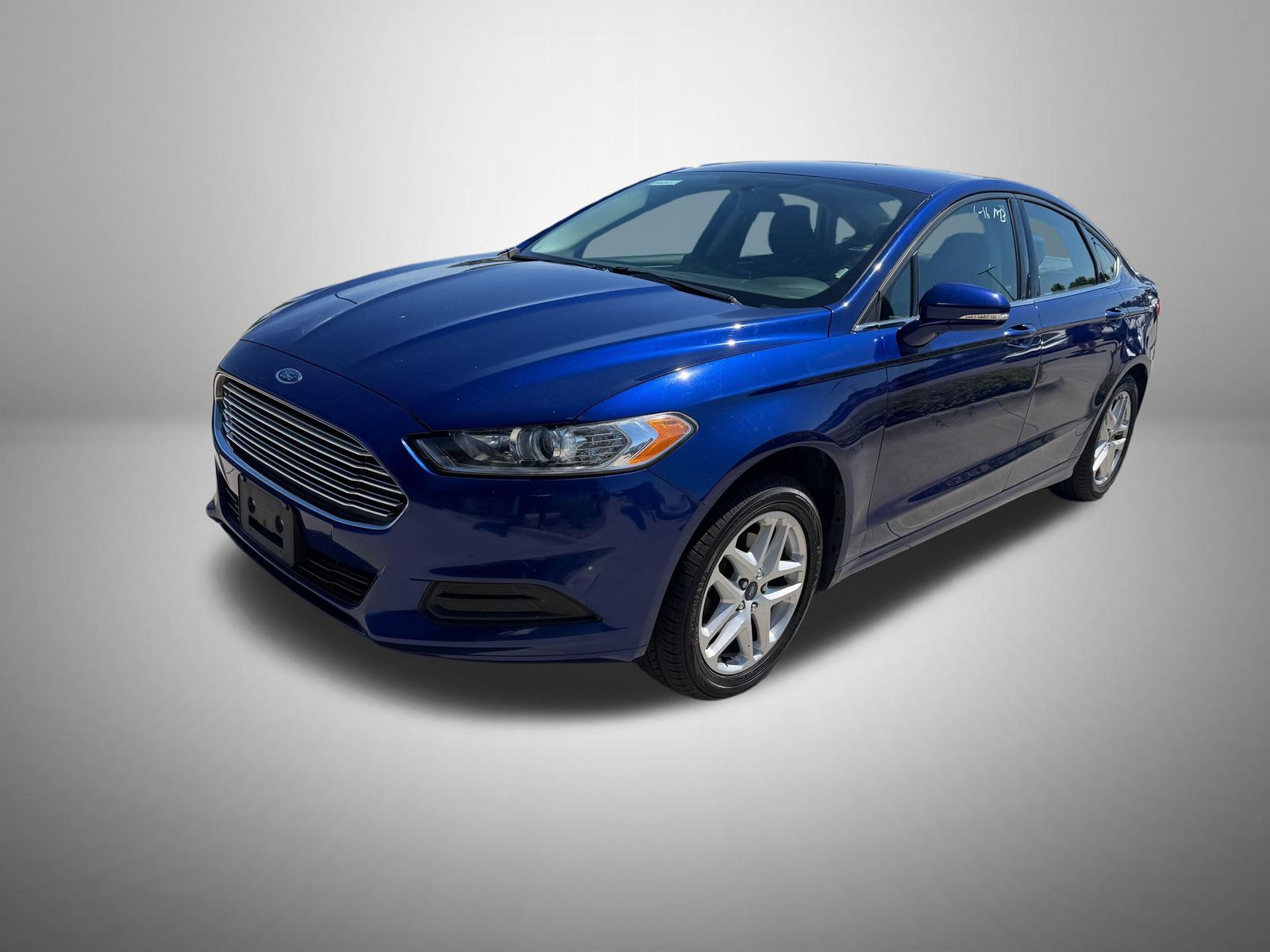 Blue 2016 Ford Fusion Sedan Front-Wheel Drive 6-Speed Automatic