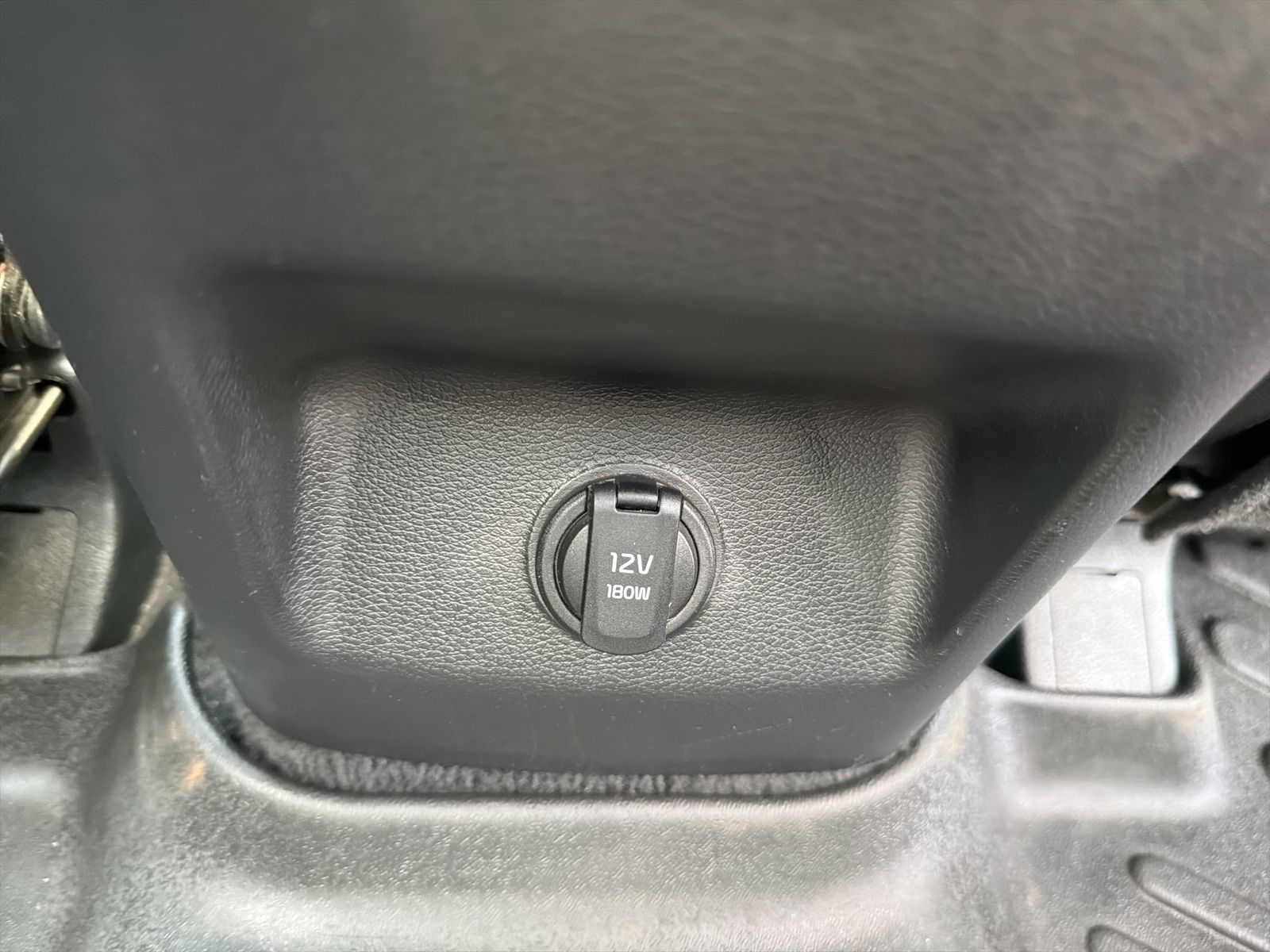 Used 2024 Everlasting Silver Kia SX image 22