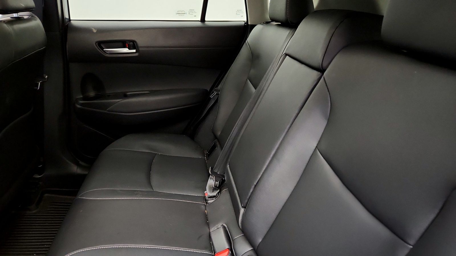 Used 2023  Toyota XLE image 35