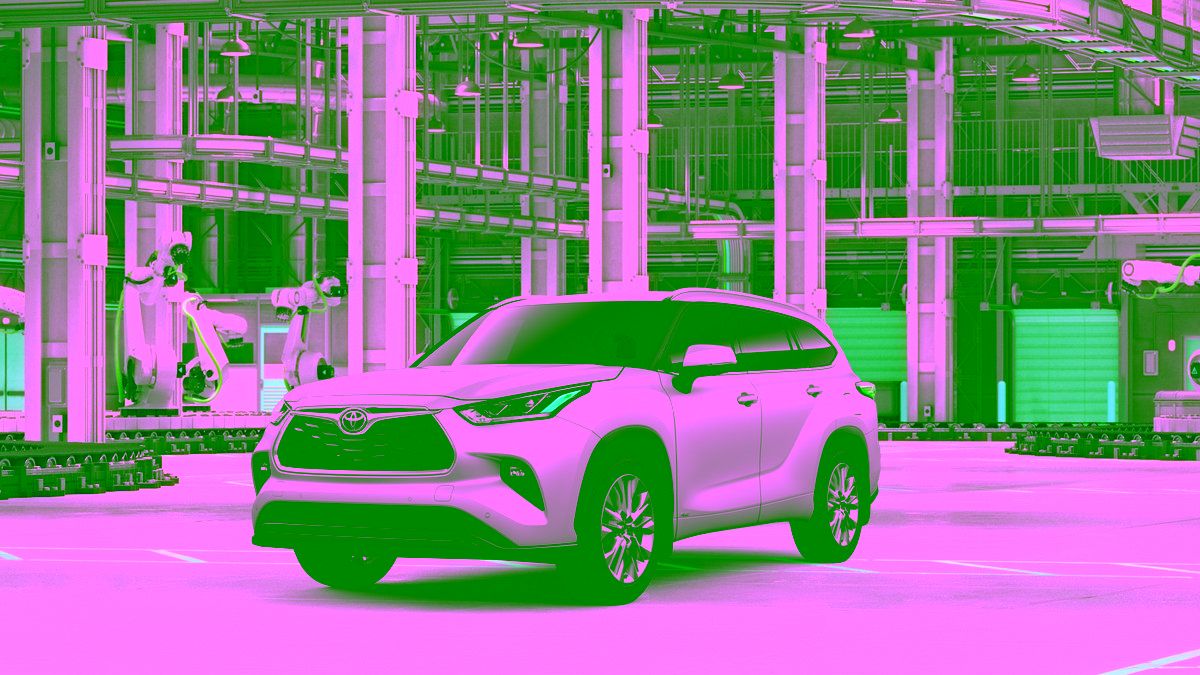White (Wind Chill Pearl) 2026 Toyota Highlander Hybrid SUV / Crossover All-Wheel Drive Continuously Variable Transmission