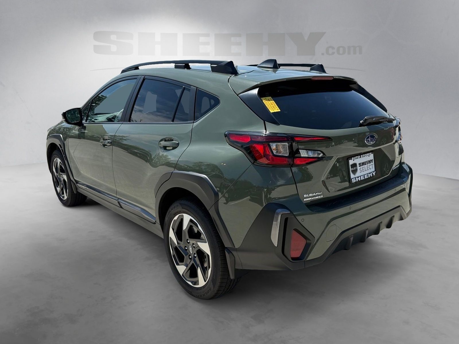 Used 2025 Green Subaru Limited image 15