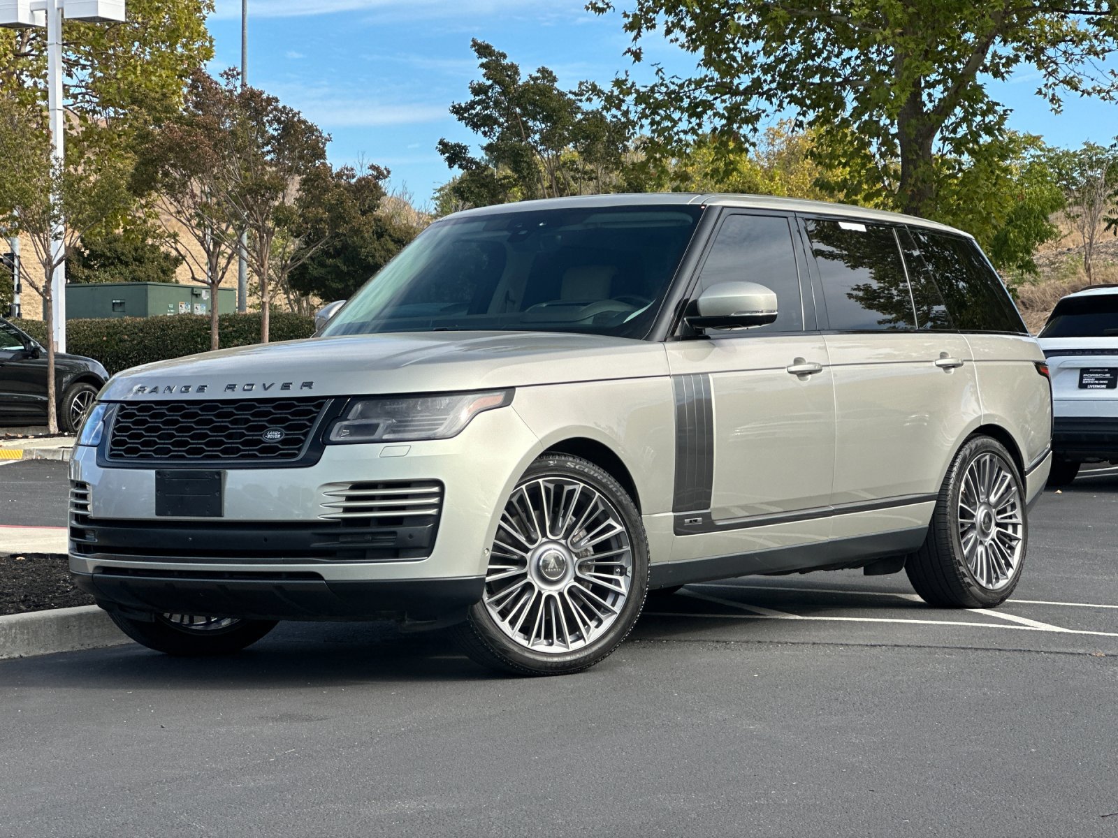 2021 Land Rover Range Rover Westminster — foto completa 2 de 28