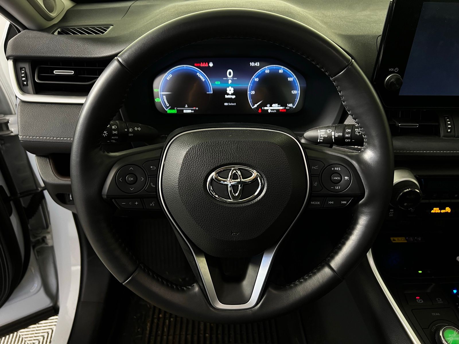 Thumbnail: 2024 Toyota RAV4 - 9