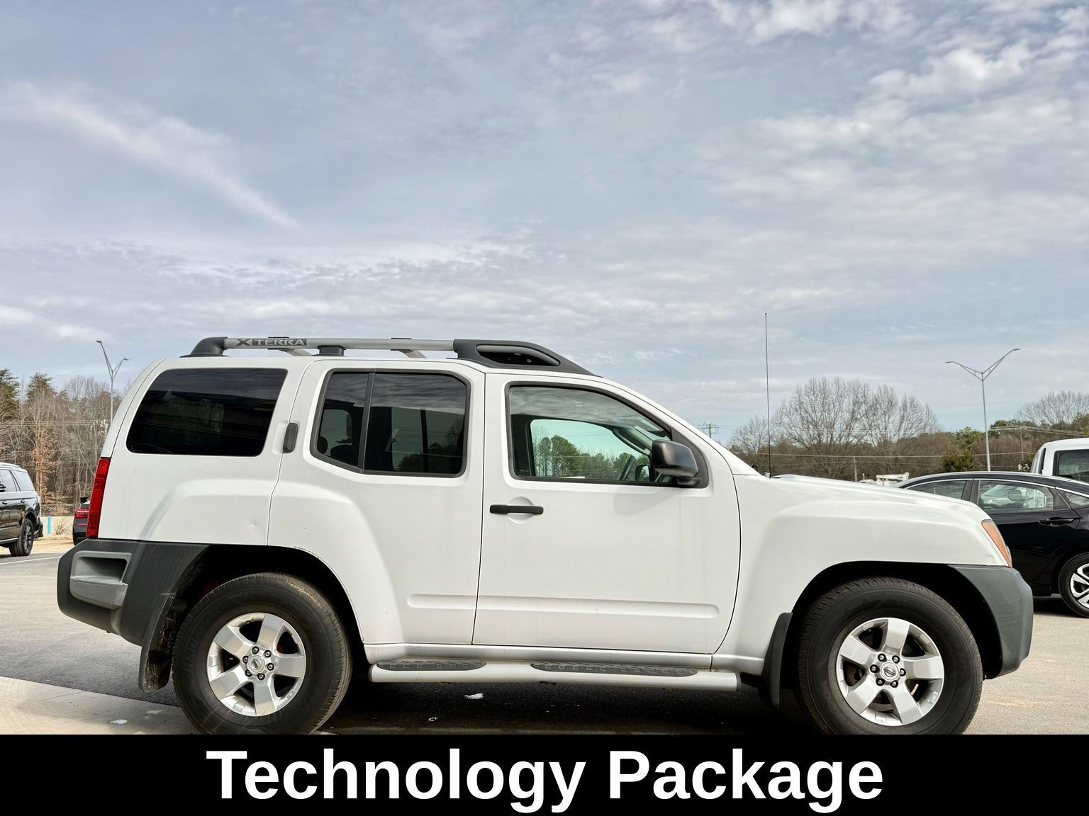View vehicle photo 6