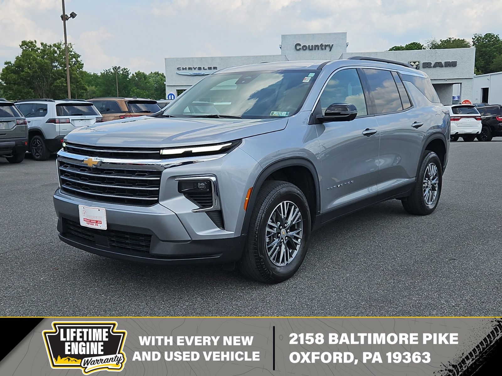 Sterling Gray Metallic 2024 Chevrolet Traverse SUV / Crossover Front-Wheel Drive 8-Speed Automatic
