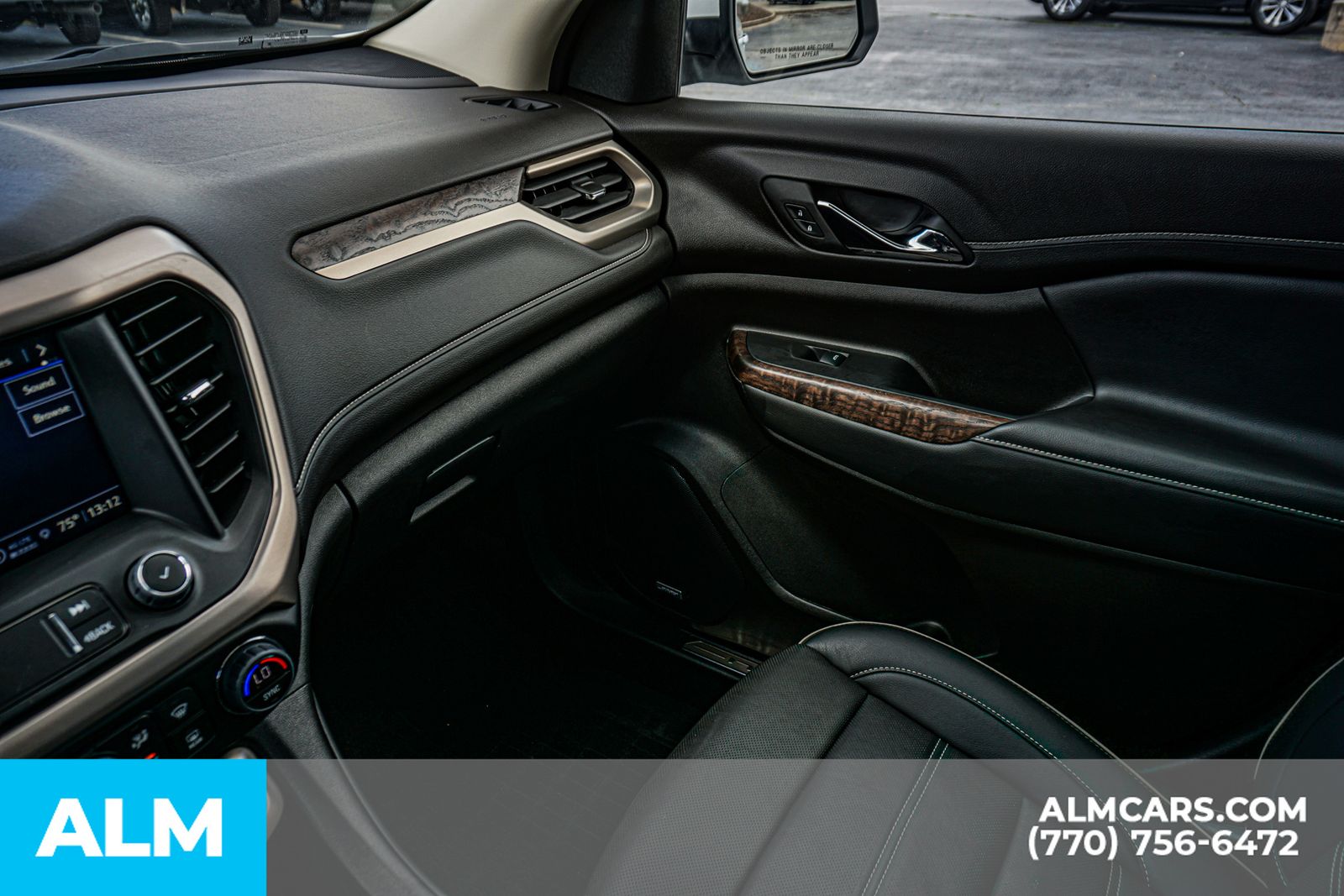 Used 2023 White GMC Denali image 47