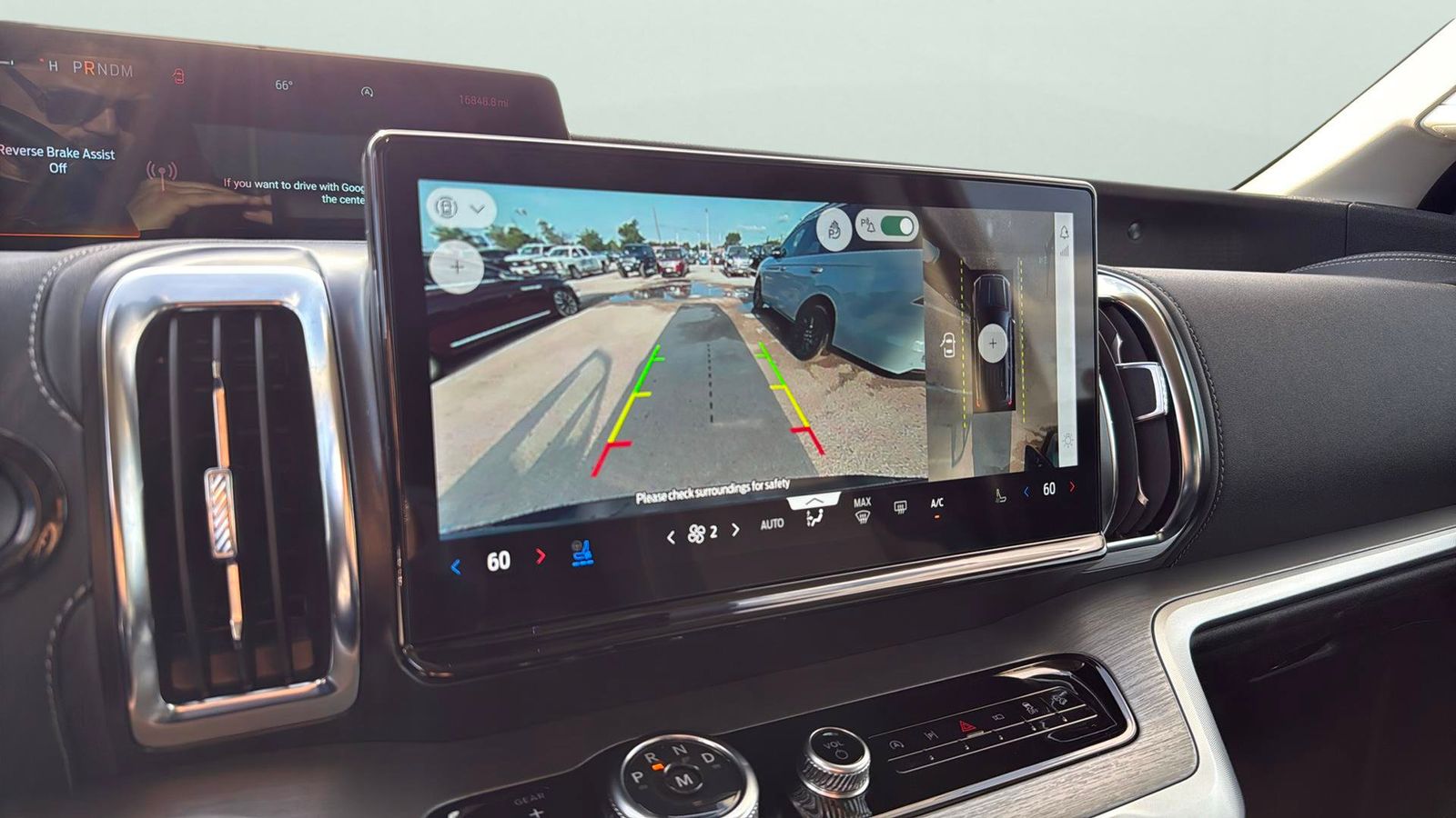 Used 2025 Black Ford Platinum image 19