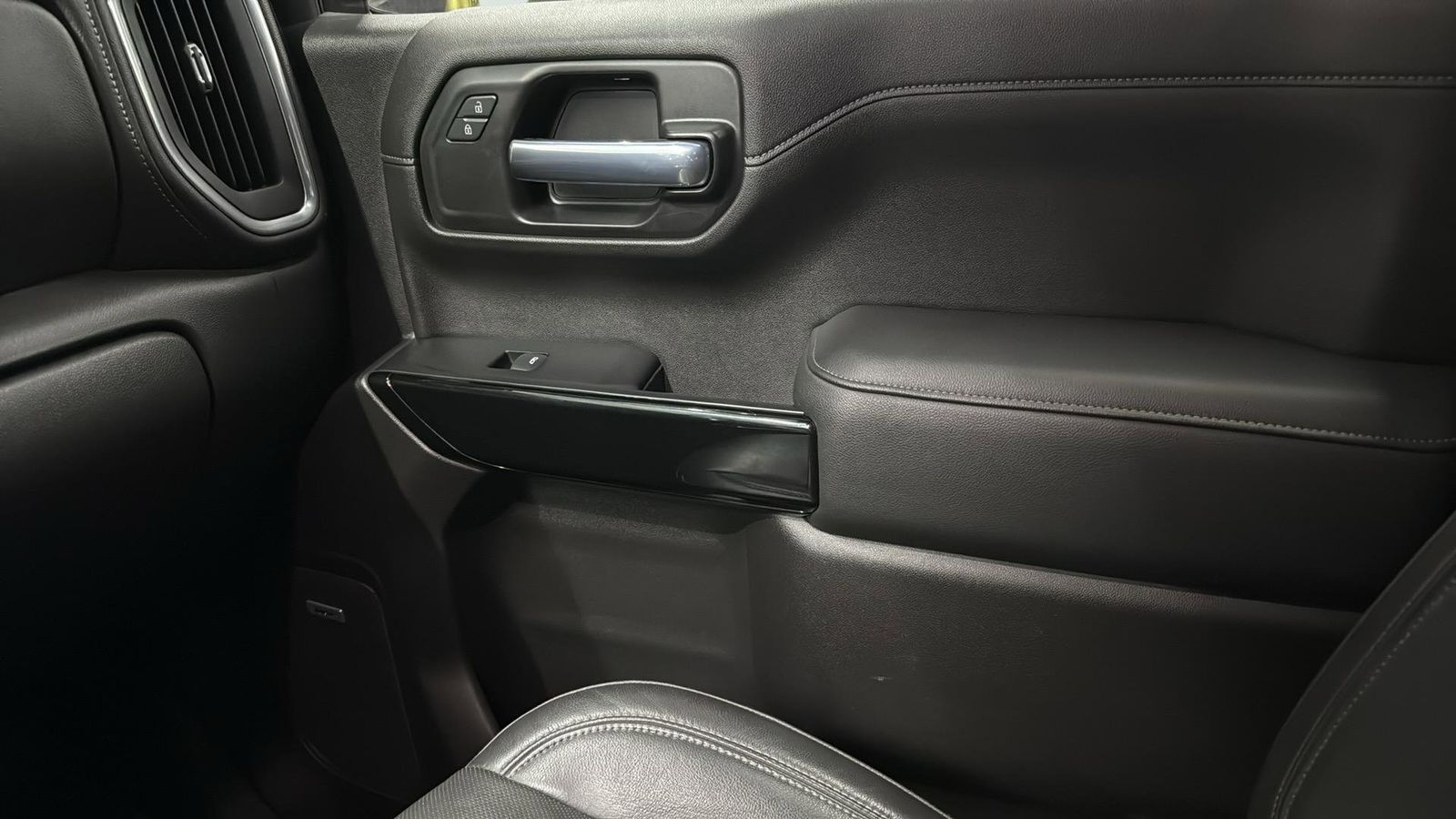 Used Car 2020 Gmc Sierra 1500  Slt For Sale Under $50,000 In Austin, Texas