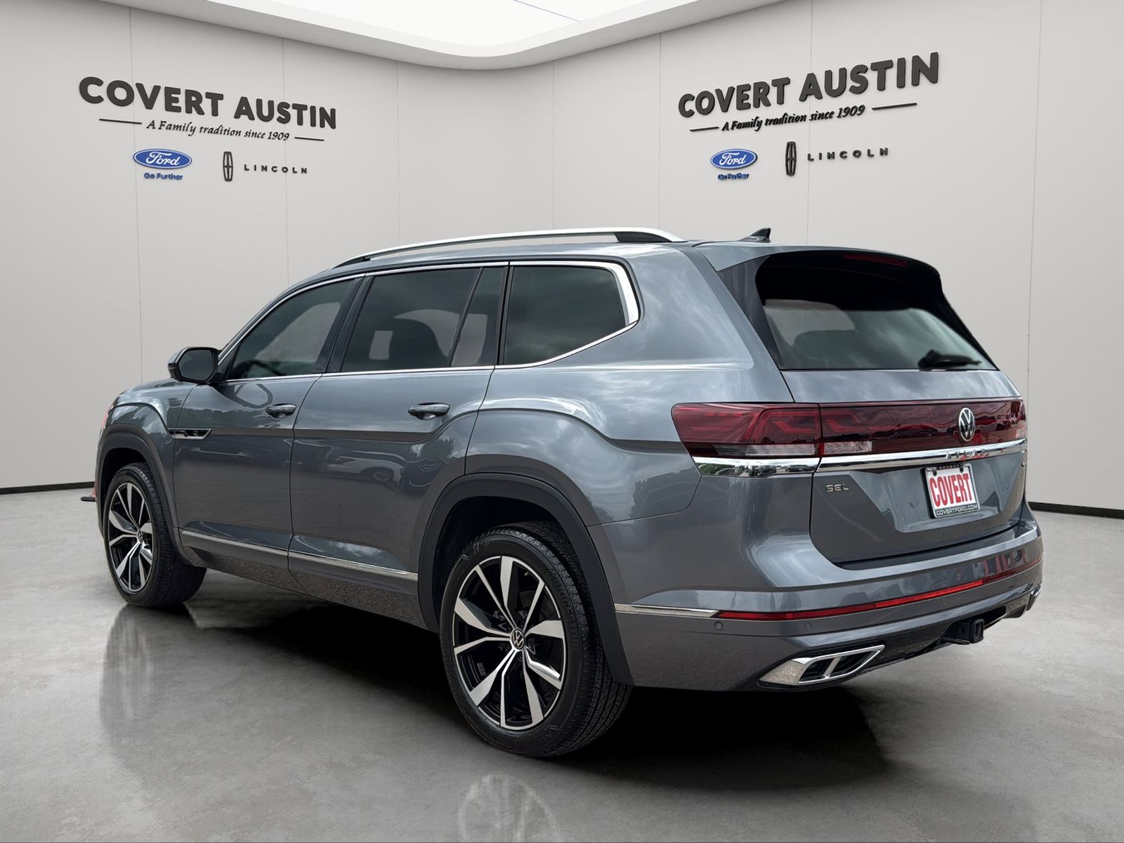 Used Car 2024 Volkswagen Atlas  2.0t Sel Premium R-line For Sale Under $40,000 In Austin, Texas