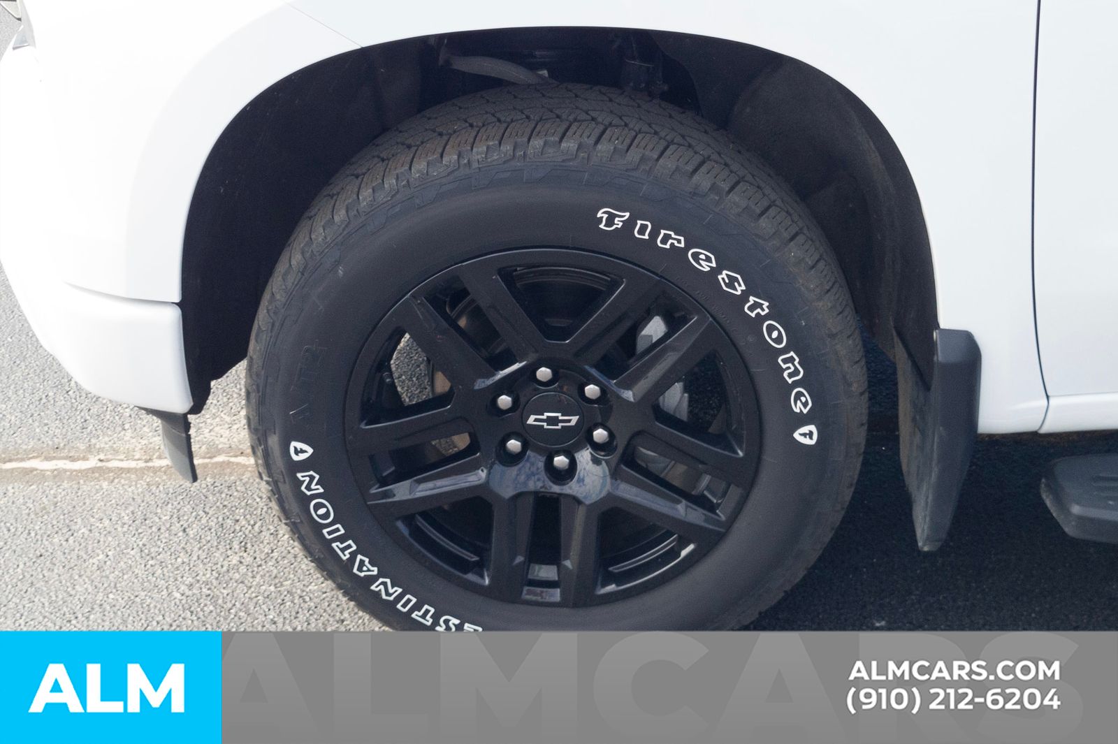 2023 Chevrolet Silverado 1500 Custom photo 11