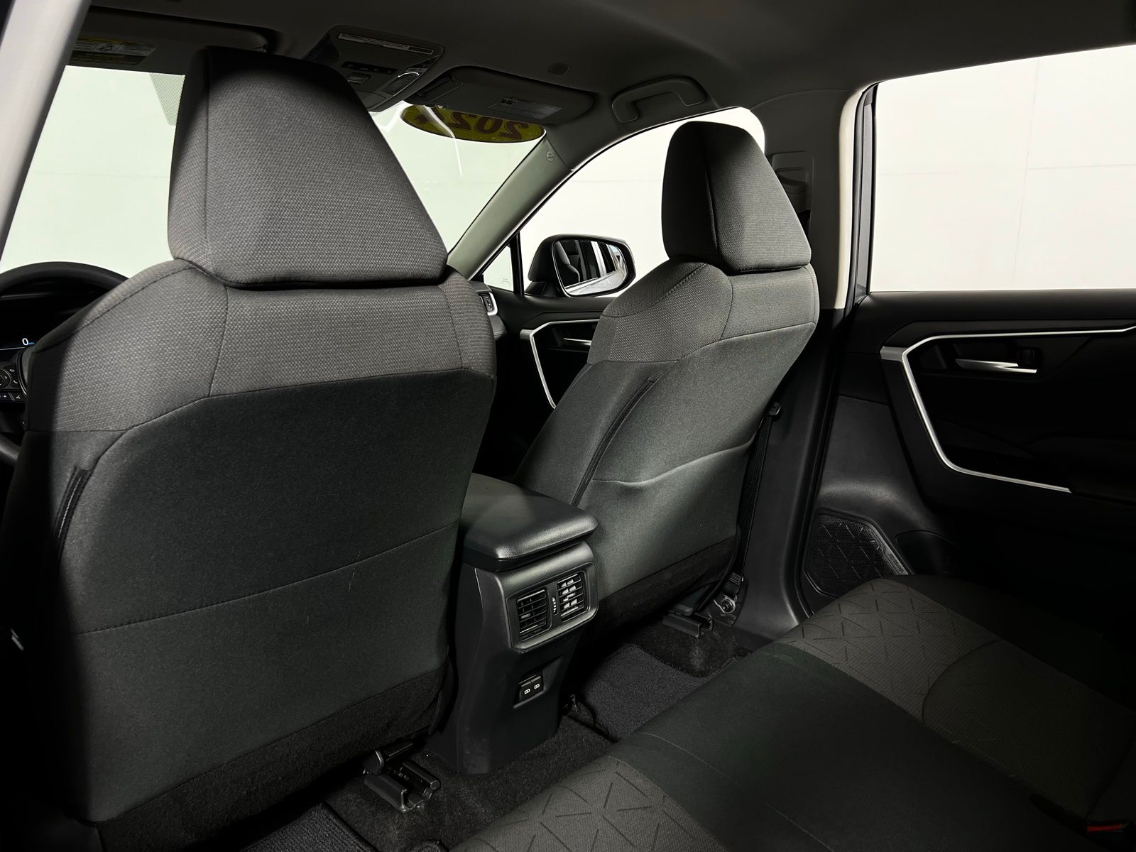 Thumbnail: 2024 Toyota RAV4 - 21