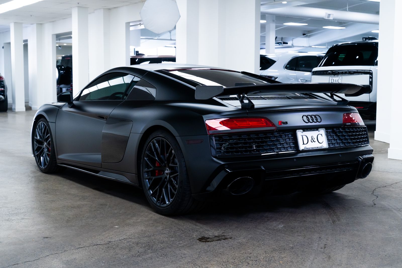 View vehicle photo 5