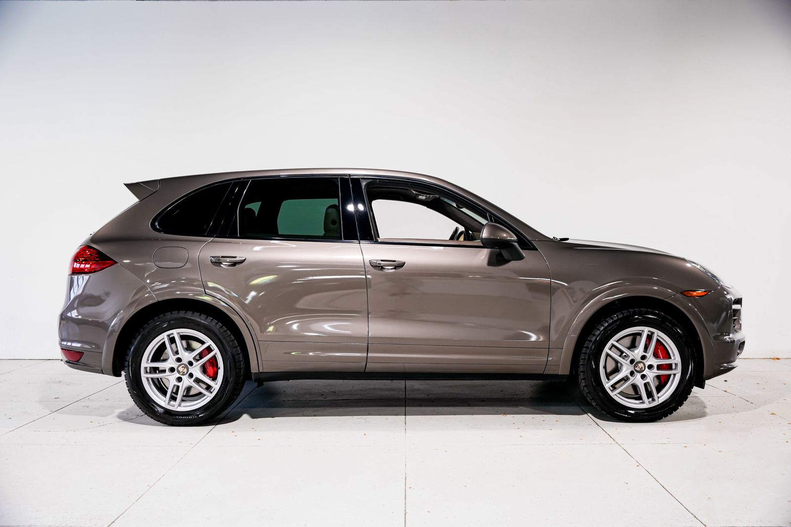 2013 Porsche Cayenne Turbo — photo 1