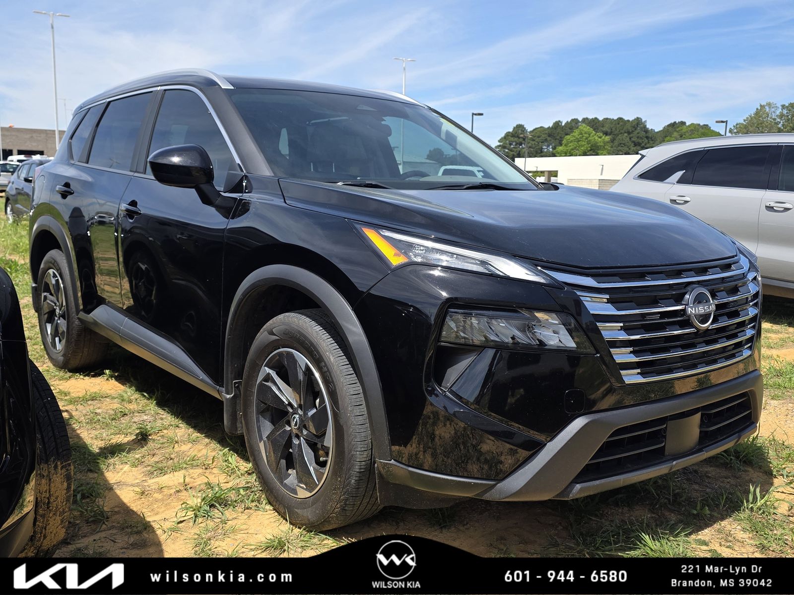 Super Black 2024 Nissan Rogue SV AWD SUV / Crossover All-Wheel Drive Continuously Variable Transmission