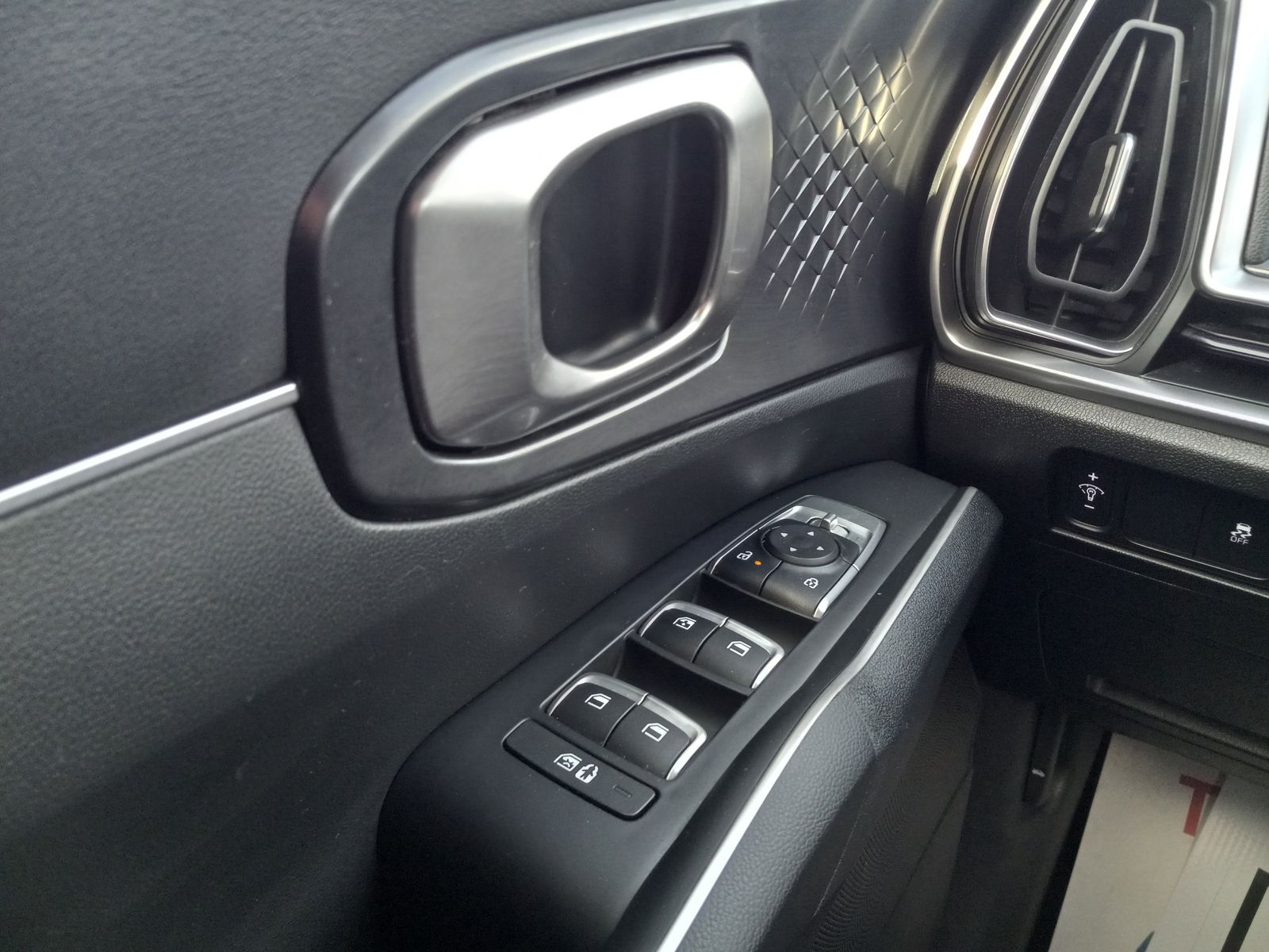 2024 Kia Sorento image 28