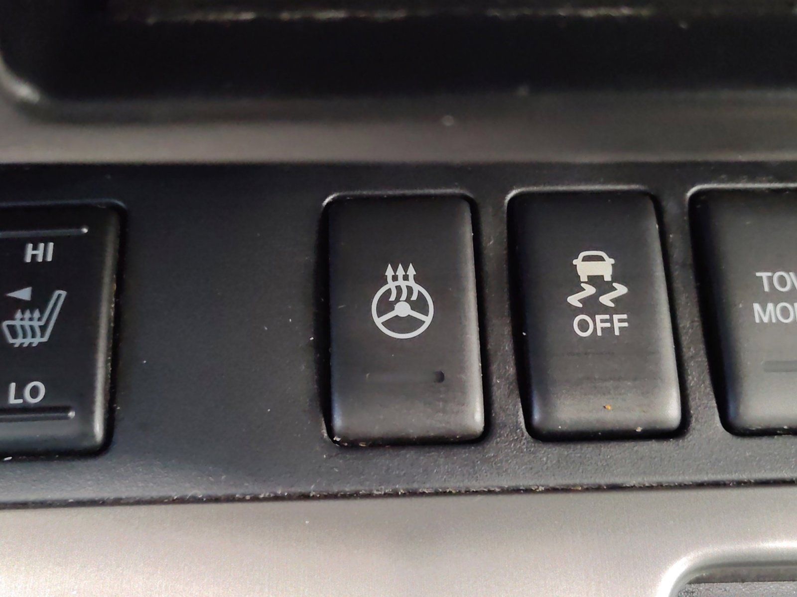 Used Car 2015 Nissan Armada  Platinum For Sale Under $12,000 In San Antonio, Texas