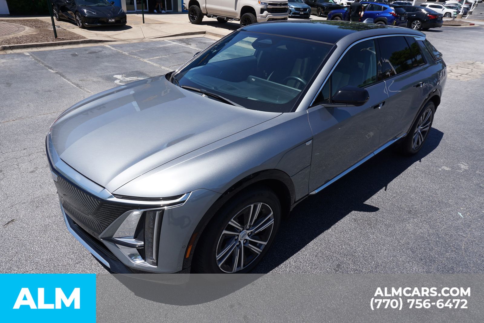 Used 2024 Silver Cadillac Luxury image 20