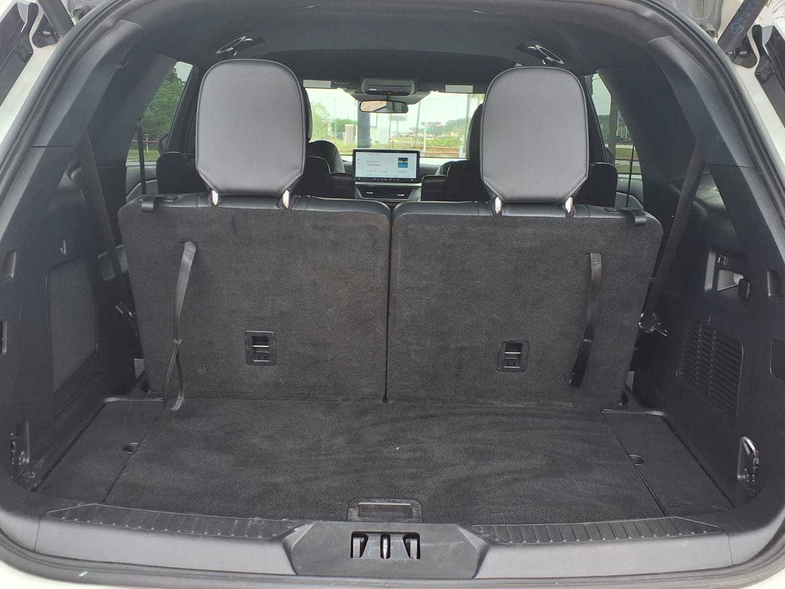 2025 Ford Explorer ST-Line - 6