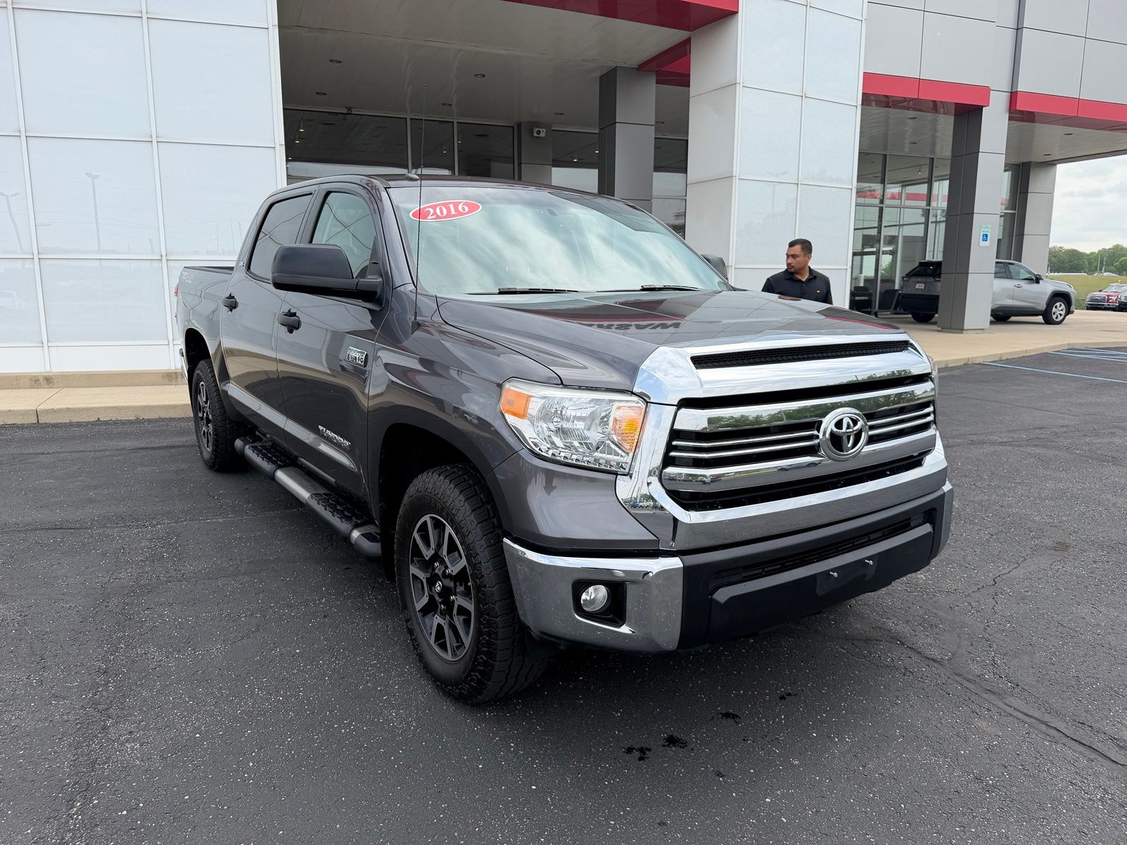 2016 Toyota Tundra SR5 CrewMax 5.7L 4WD