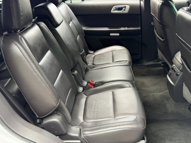 Used 2014 Silver Ford XLT image 28