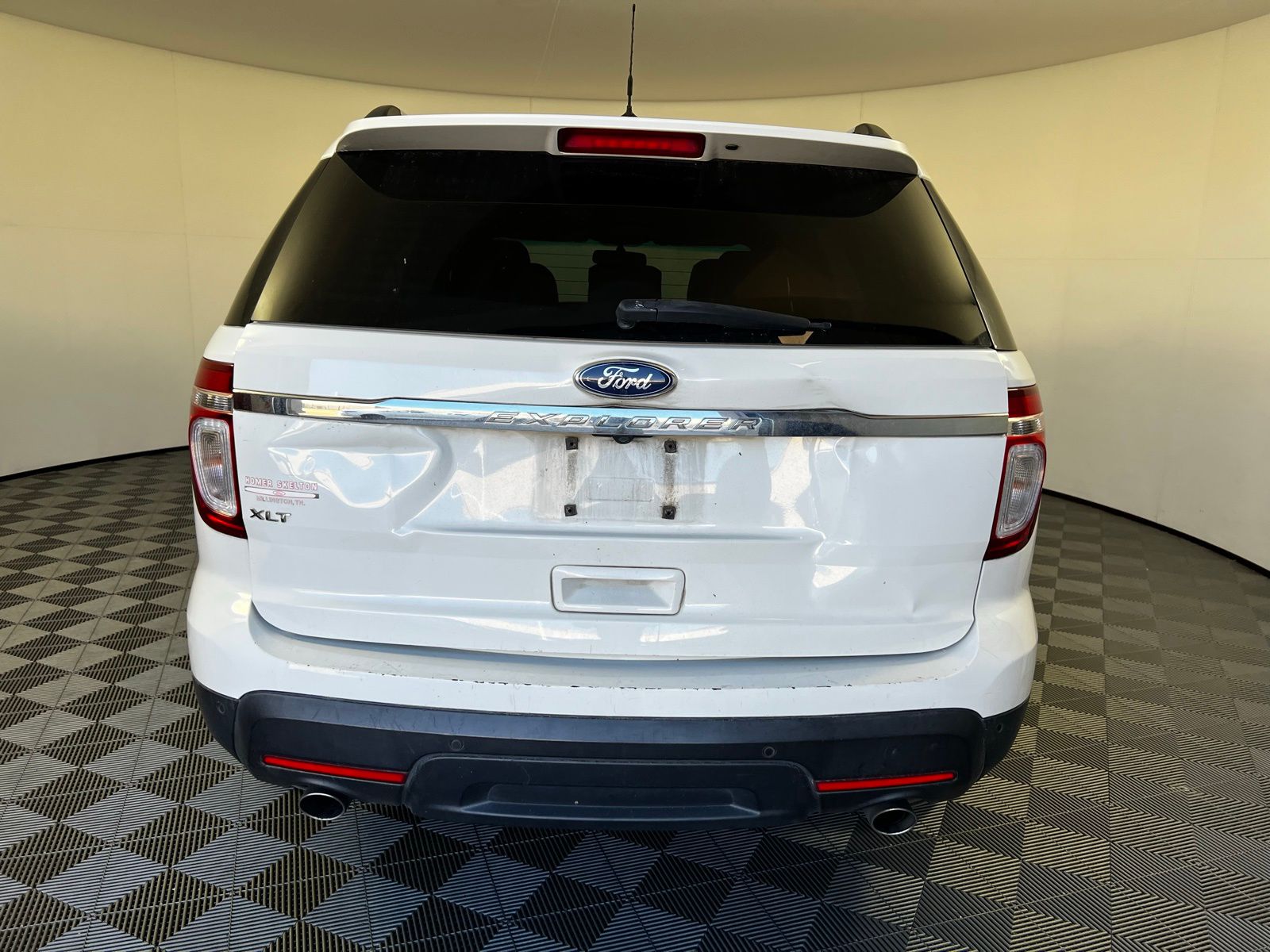 Thumbnail: 2012 Ford Explorer - 6