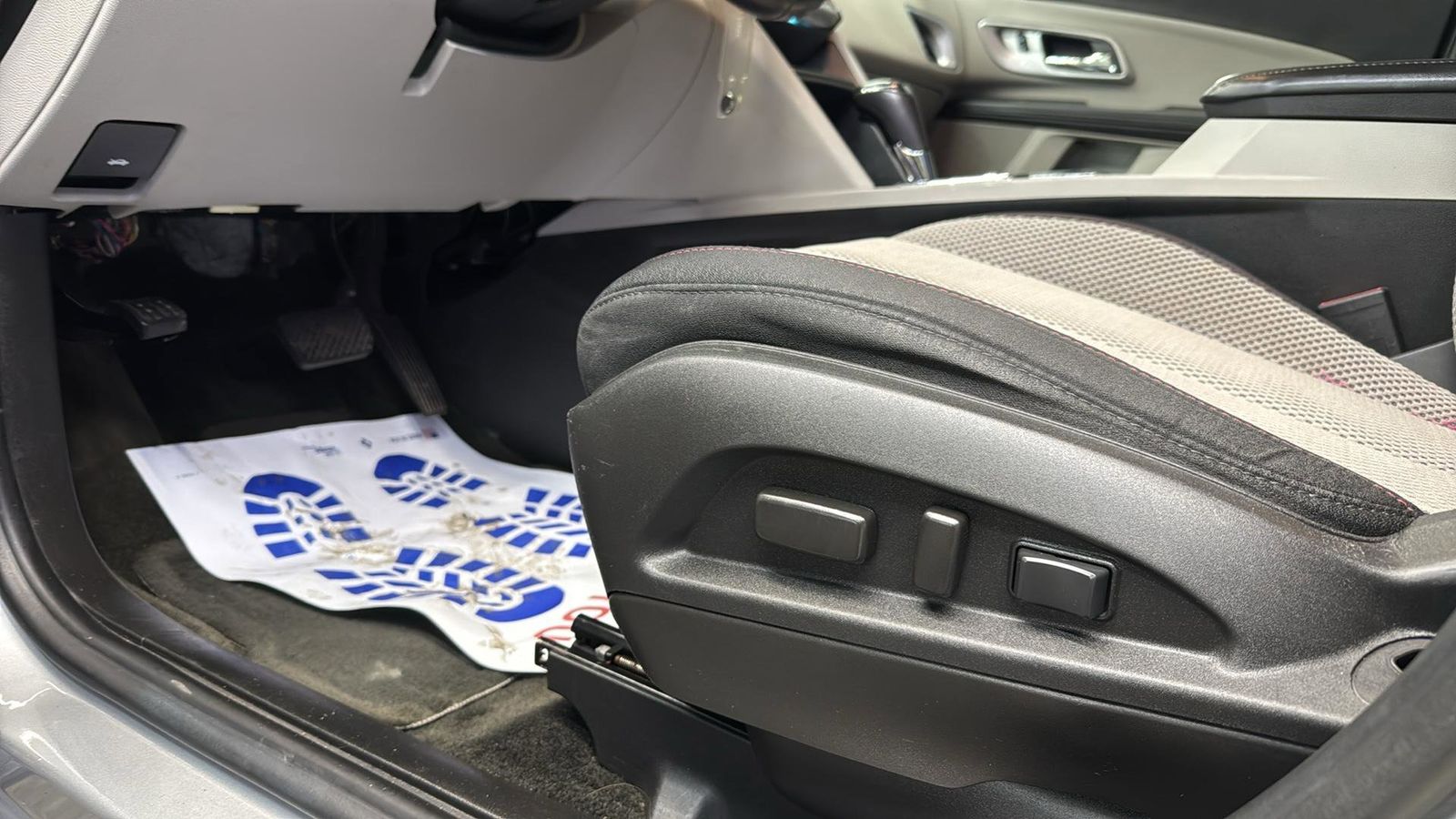 Used Car 2017 Chevrolet Equinox  Lt For Sale Under $15,000 In Austin, Texas