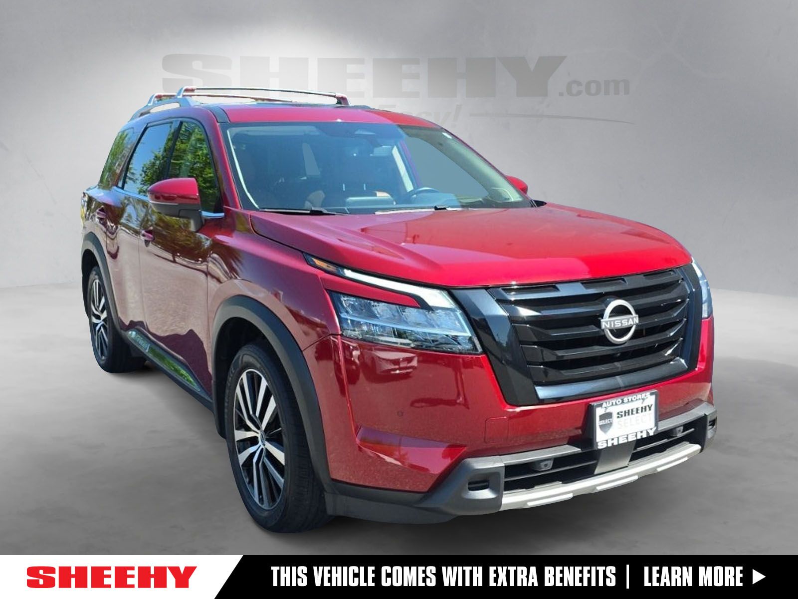 2023 Nissan Pathfinder Platinum