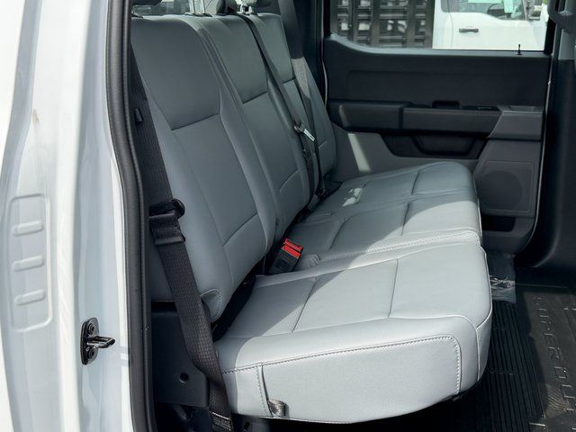 New 2026 Oxford White Ford XL image 13