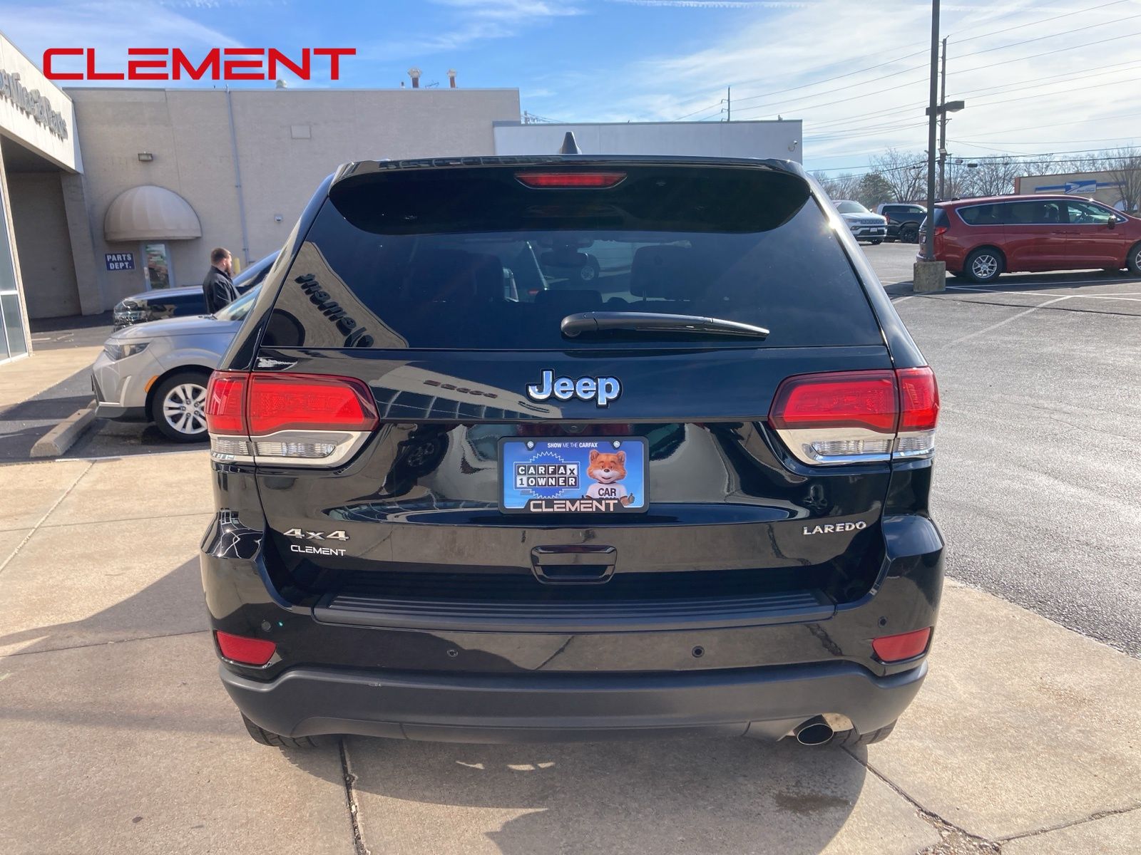 View vehicle photo 6