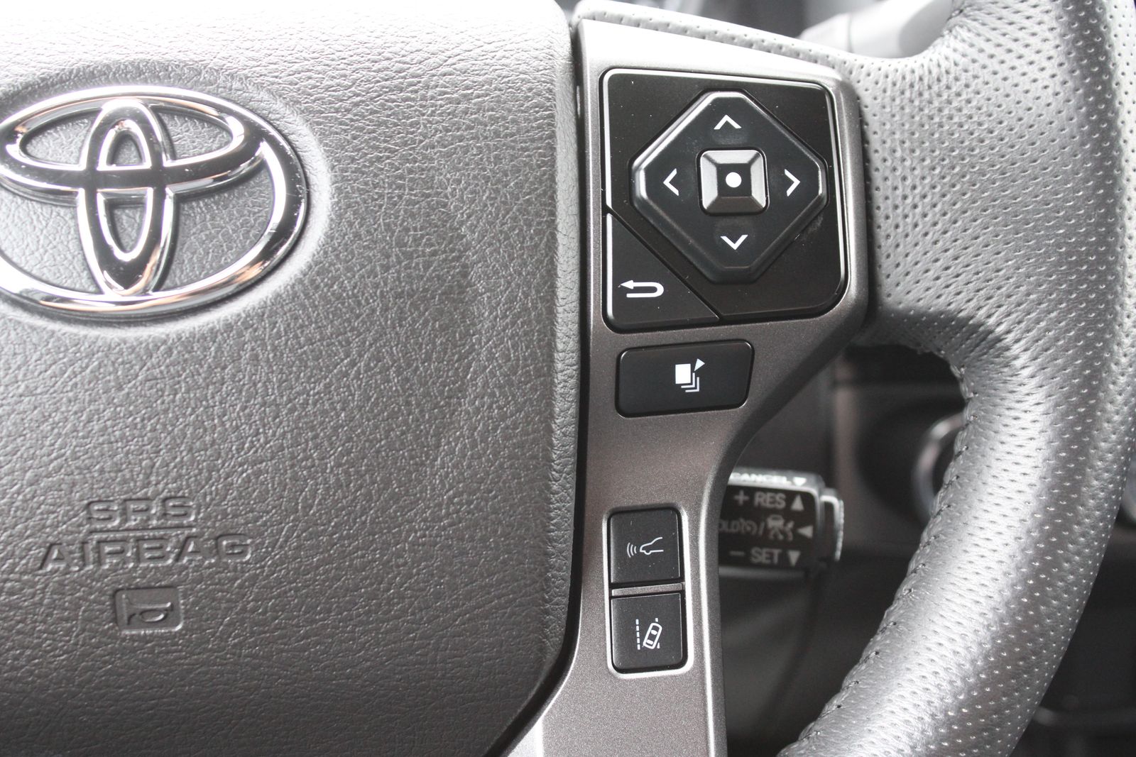 Used 2023  Toyota TRD Off-Road image 31