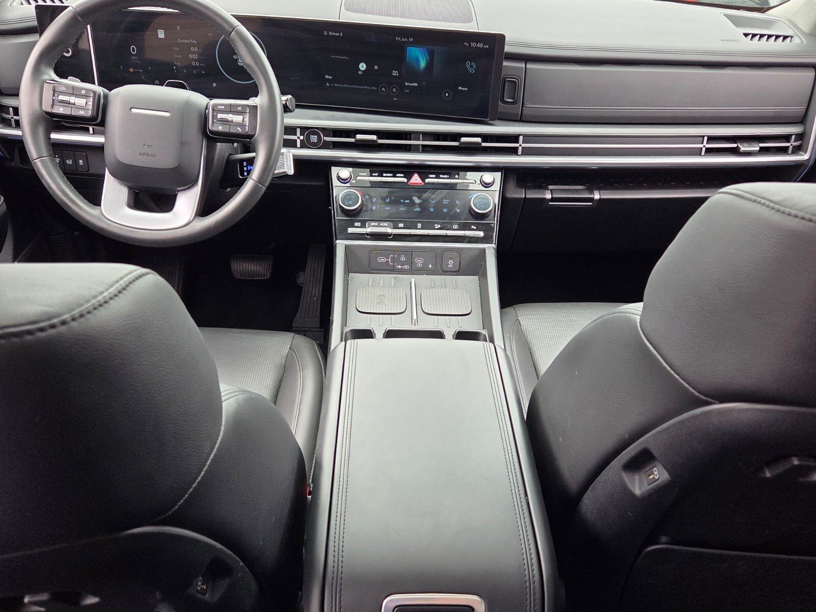 Used 2024 Green Hyundai Limited image 9
