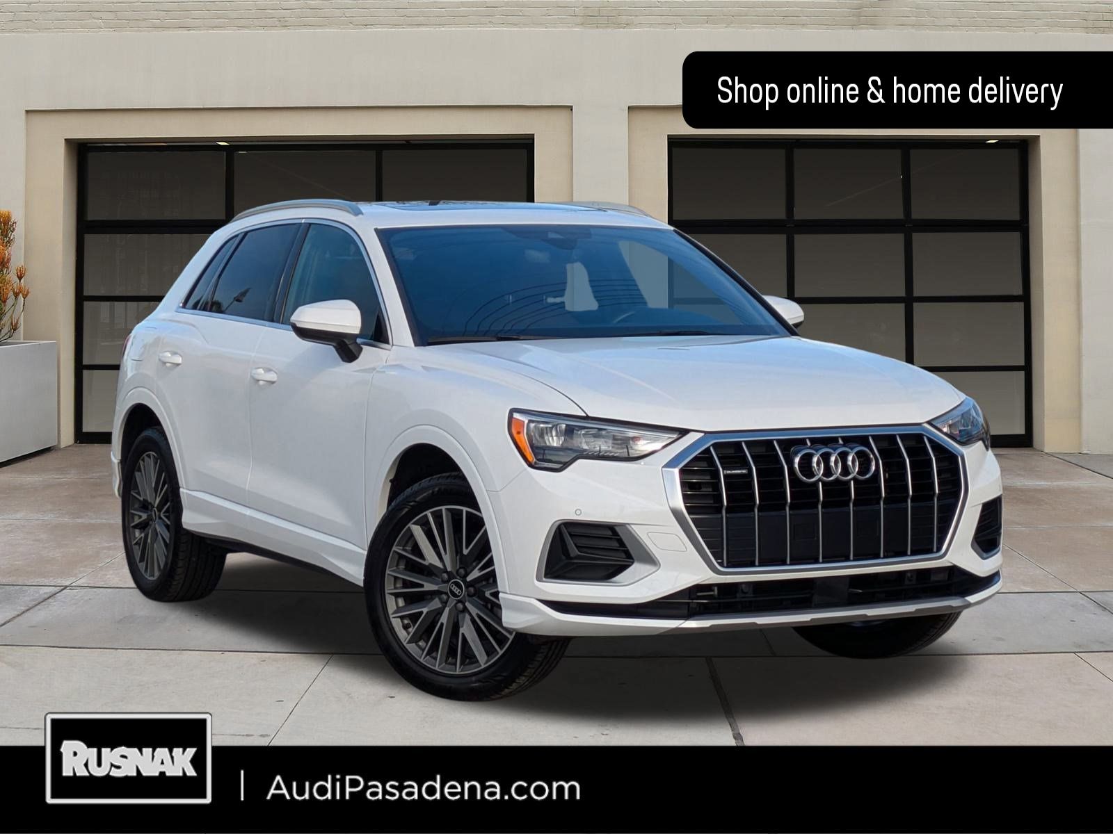 2022 Audi Q3 quattro Premium 40 TFSI