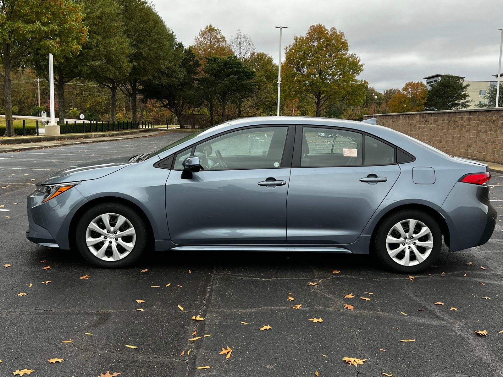 2023 Toyota Corolla LE 8