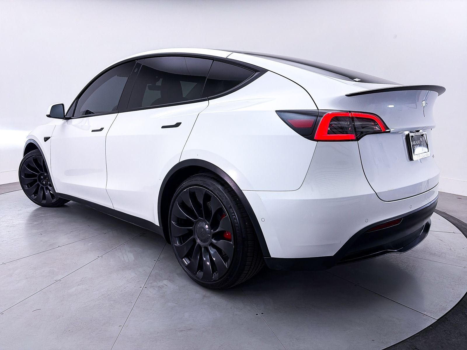Used 2022 Tesla Model Y Performance with VIN 7SAYGDEF0NF415639 for sale in Scottsdale, AZ