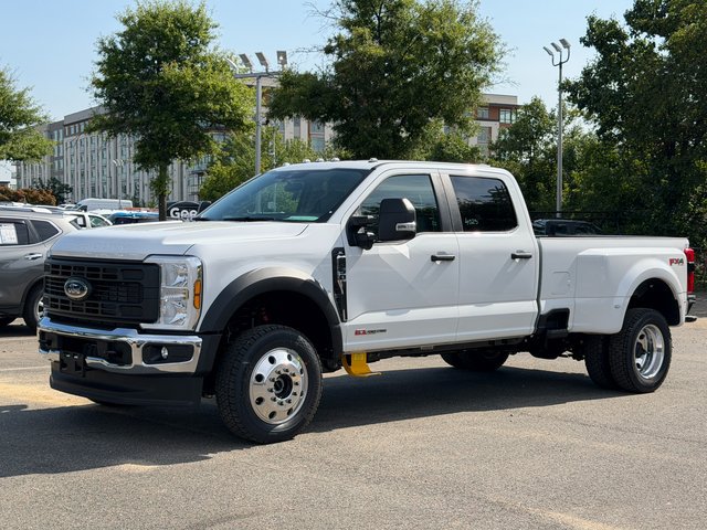 New 2026 Oxford White Ford XL image 3