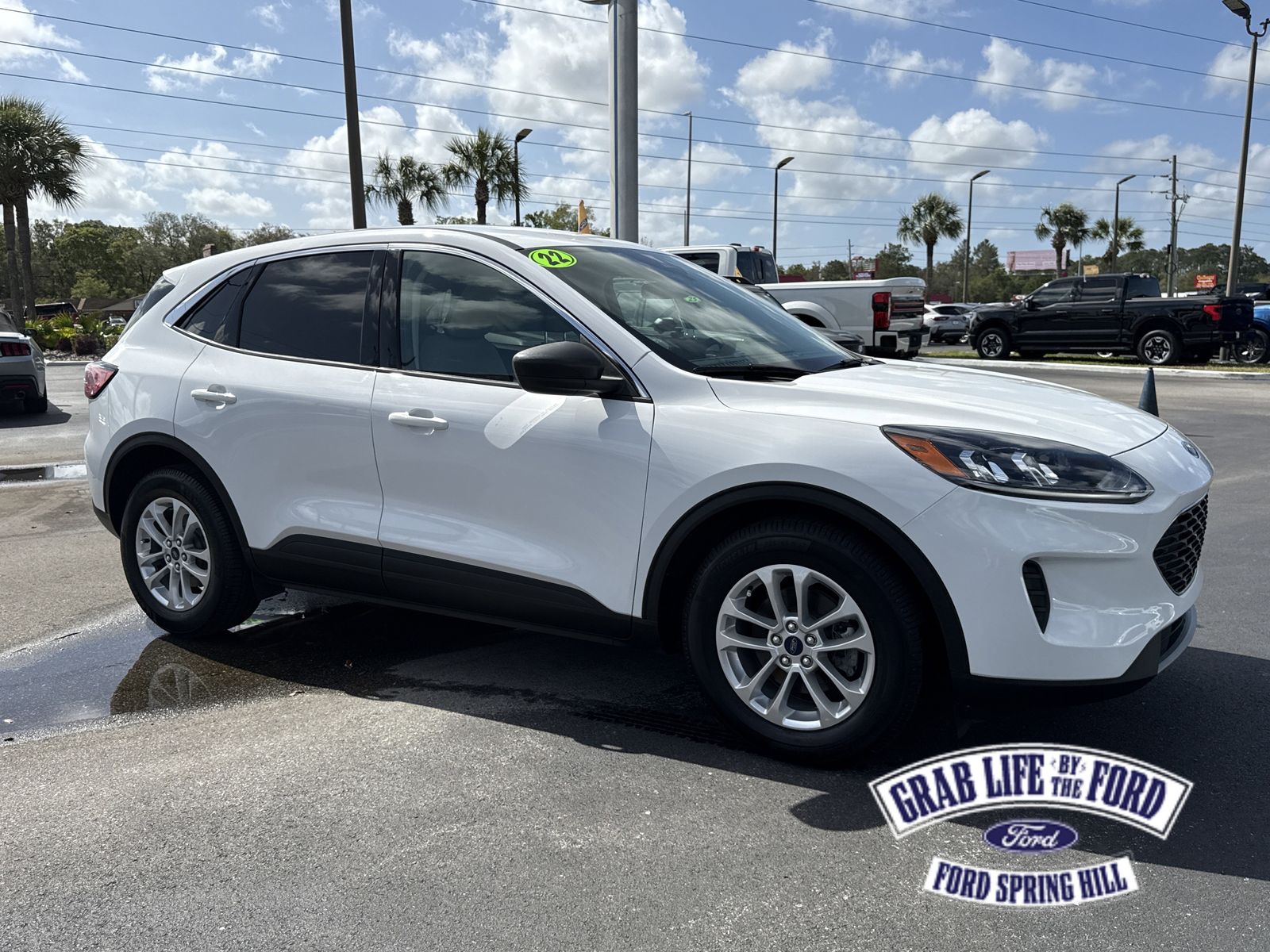 Oxford White 2022 Ford Escape Hybrid SE FWD SUV / Crossover Front-Wheel Drive Continuously Variable Transmission