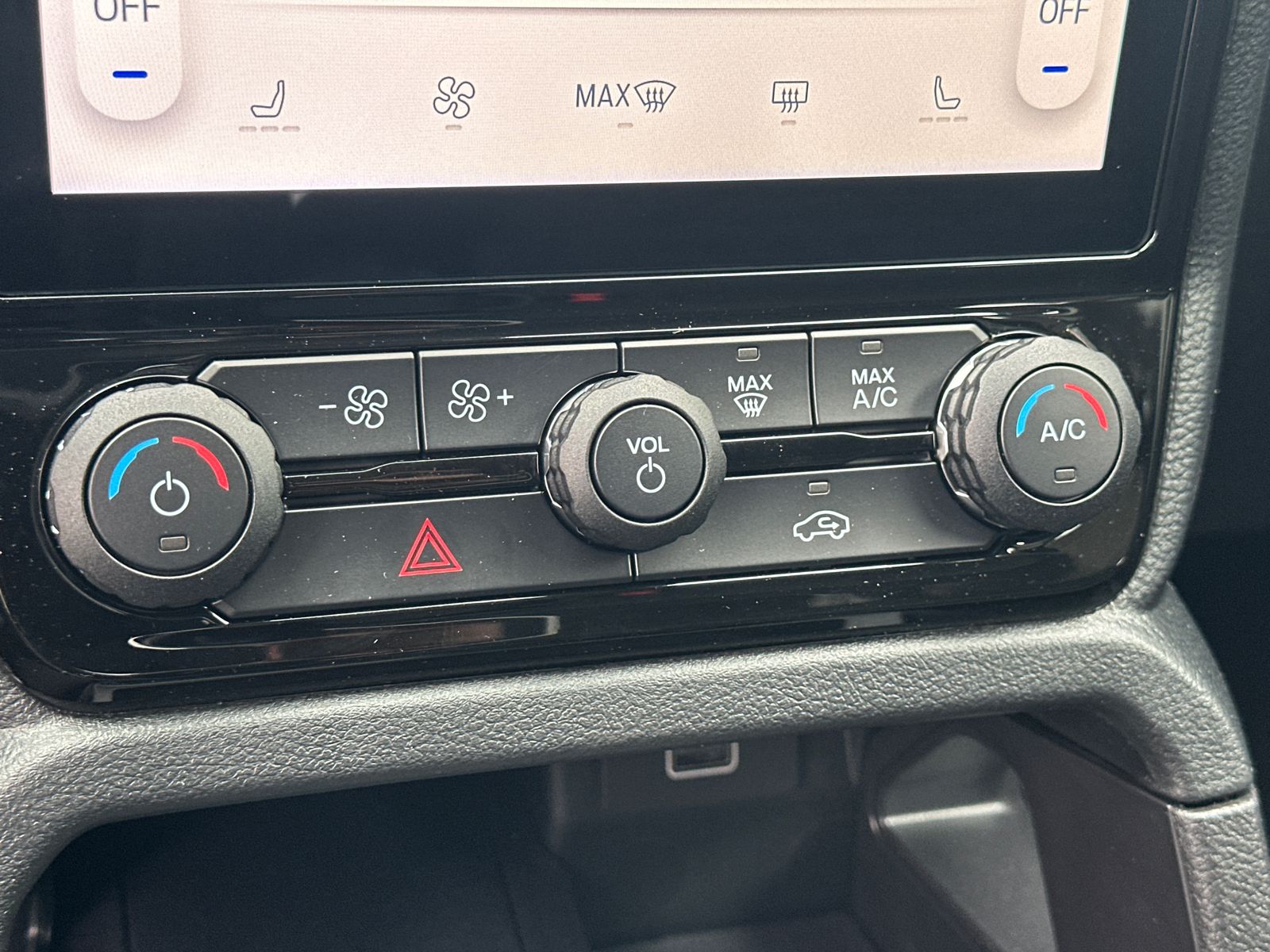 New 2026 Gray Ford XLT image 30