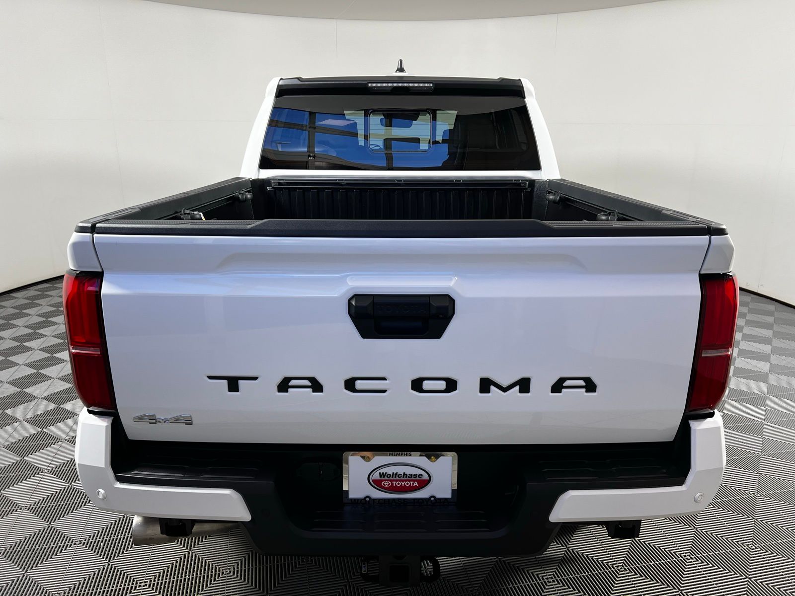 2025 Toyota Tacoma SR5 6