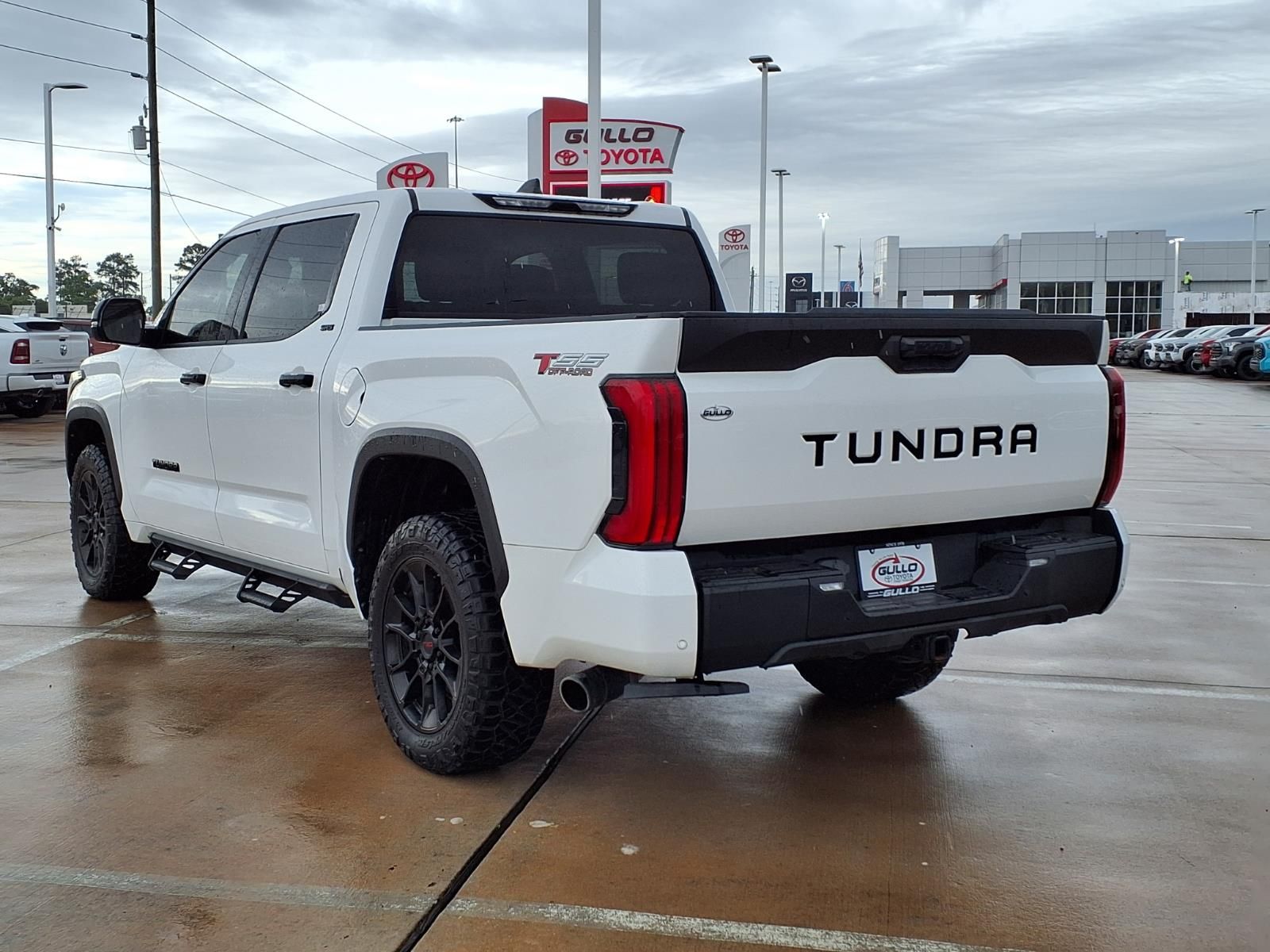 2023 Toyota Tundra SR5 - 1