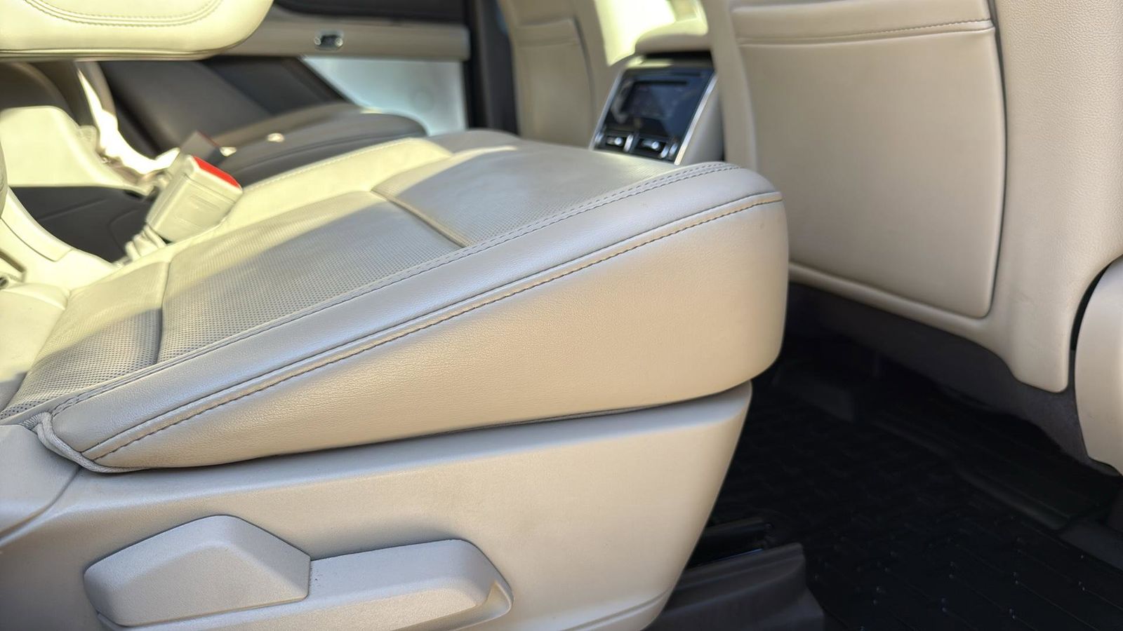 Used Car 2020 Lincoln Aviator  Reserve For Sale Under $30,000 In Austin, Texas