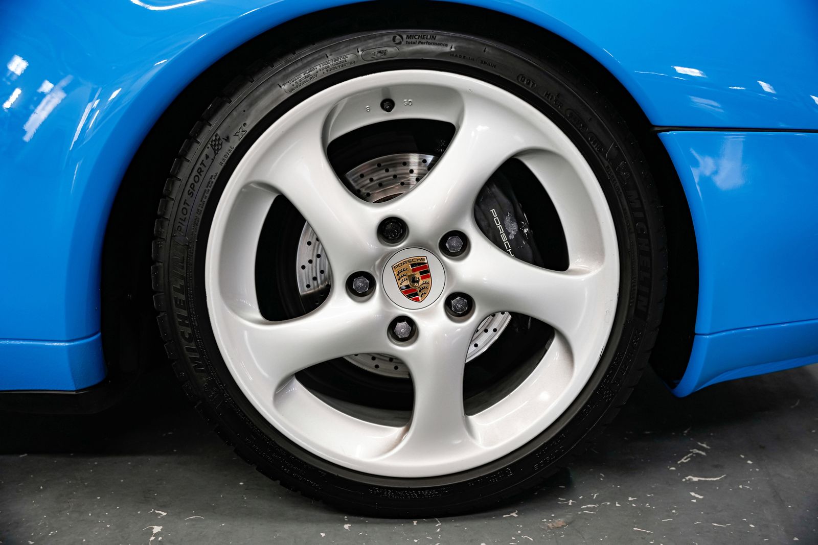 1994 Porsche 911 Carrera — photo 46