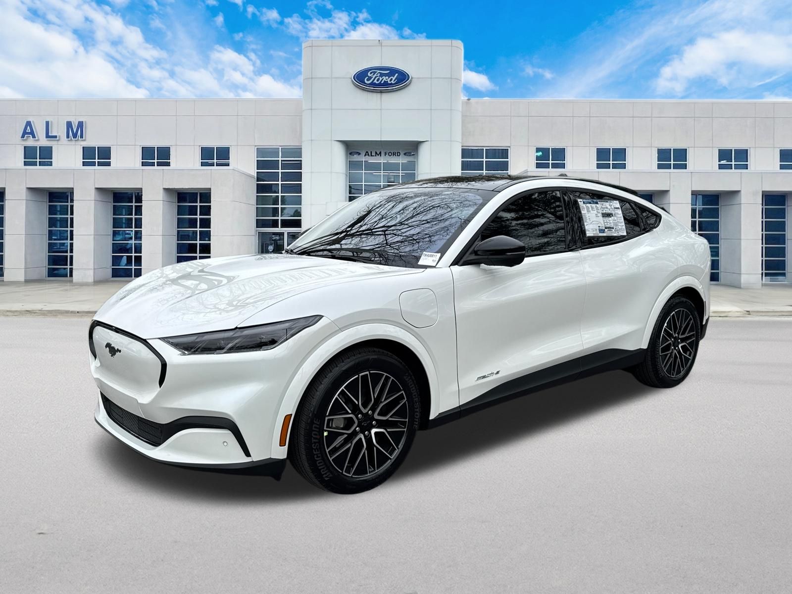 2026 Ford Mustang-Mach-e Premium's photo