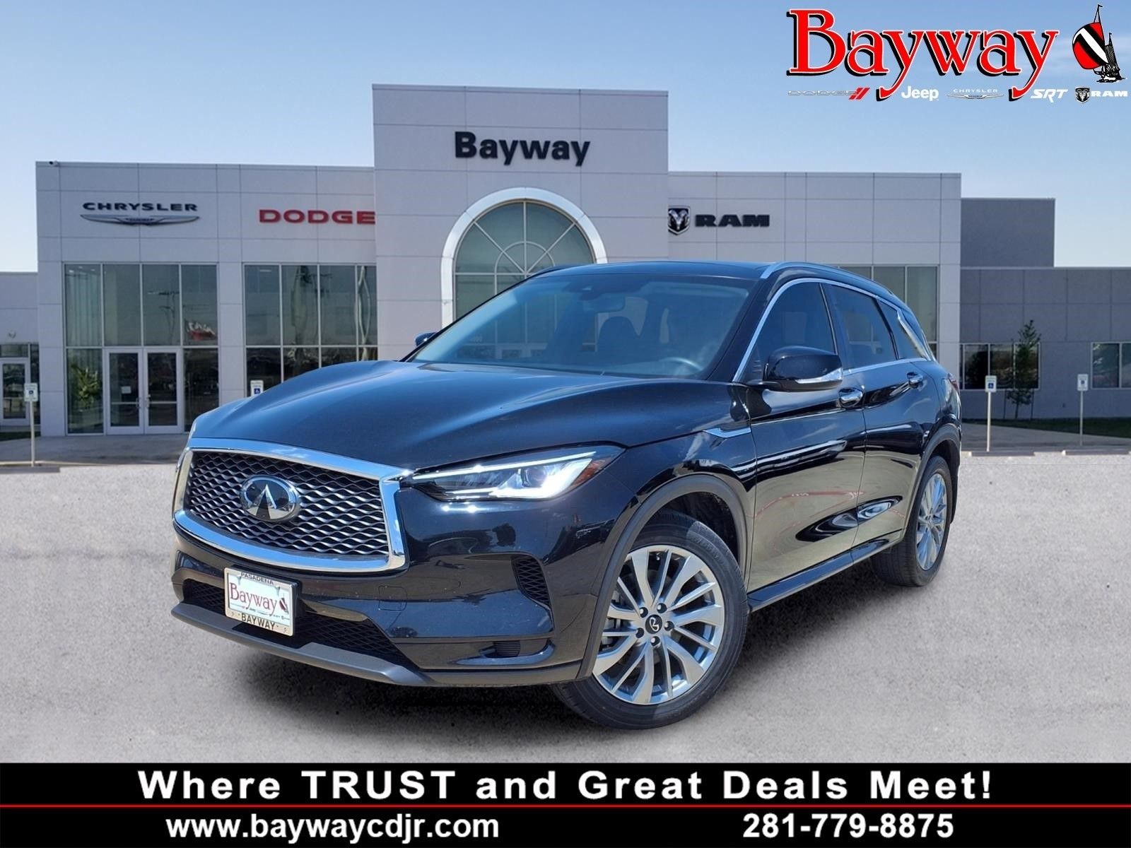 2023 INFINITI QX50 LUXE Black at South Houston Nissan