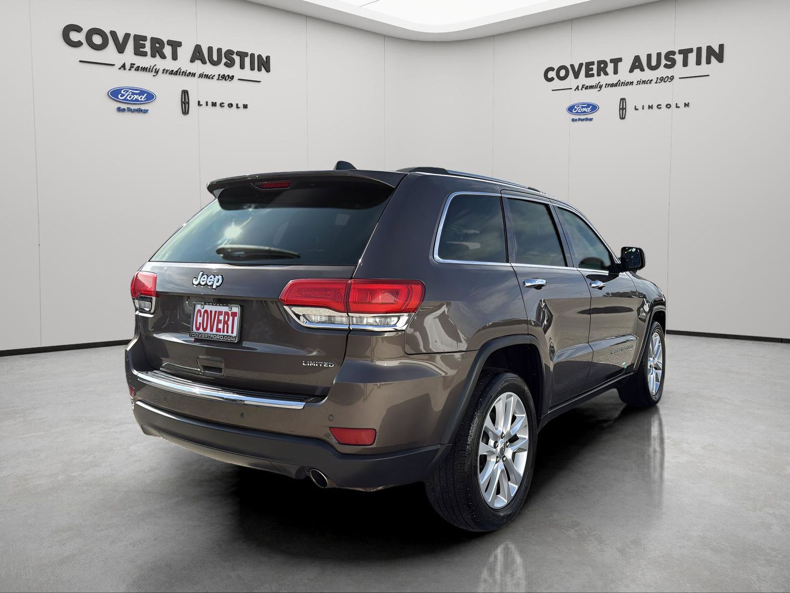 Used Car 2017 Jeep Grand Cherokee  Limited For Sale Under $12,000 In Austin, Texas