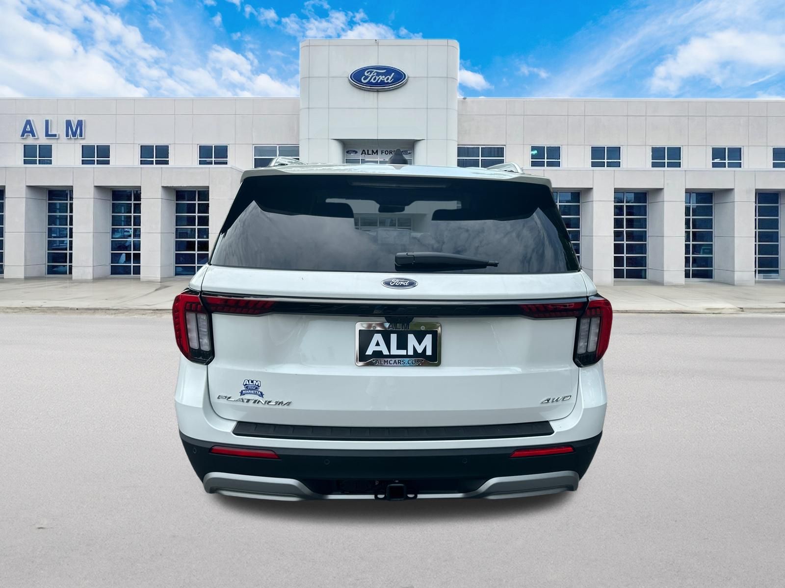 New 2026 Star White Metallic Tri-Coat Ford Platinum™ image 7